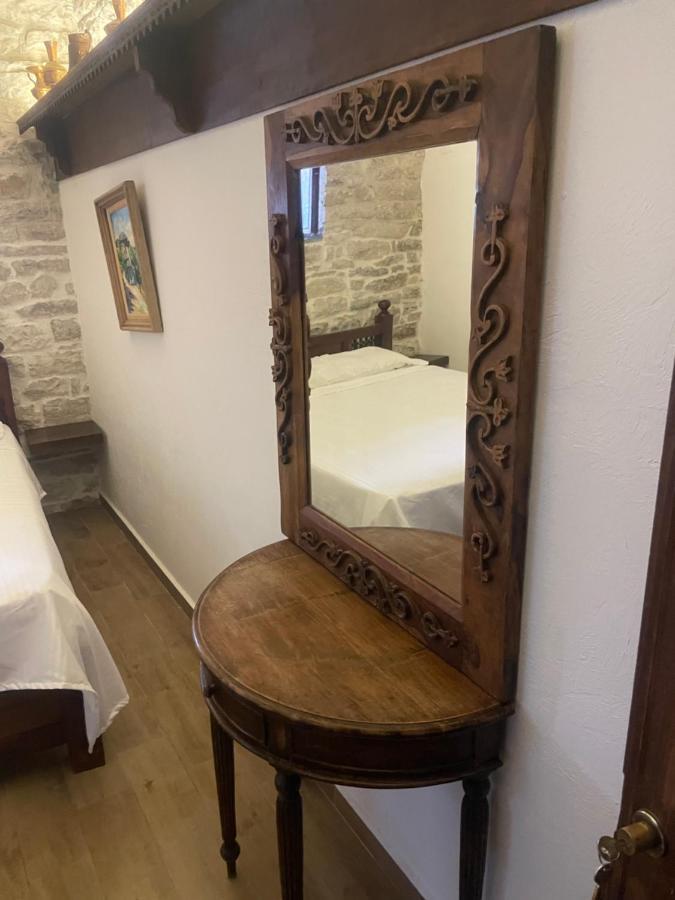 Konaku Guest House Gjirokastra Zewnętrze zdjęcie