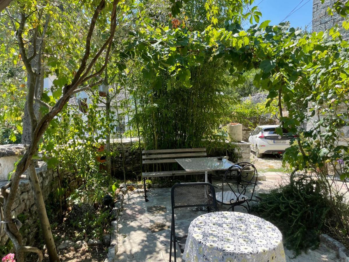 Konaku Guest House Gjirokastra Zewnętrze zdjęcie