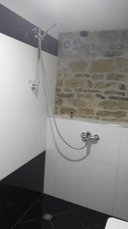 Konaku Guest House Gjirokastra Pokój zdjęcie