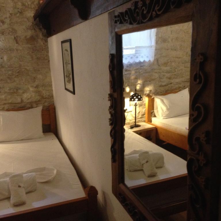 Konaku Guest House Gjirokastra Zewnętrze zdjęcie