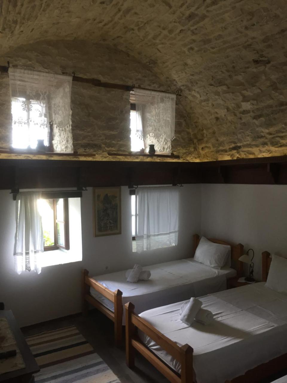 Konaku Guest House Gjirokastra Zewnętrze zdjęcie