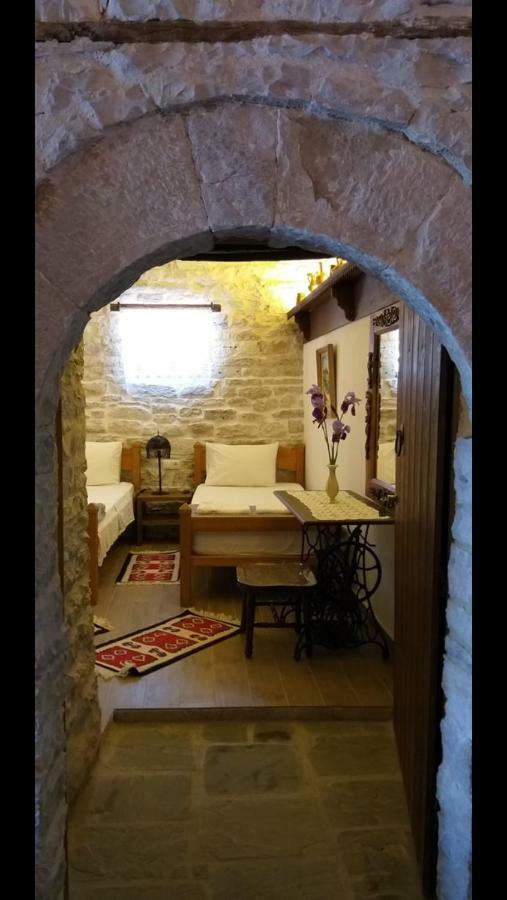 Konaku Guest House Gjirokastra Zewnętrze zdjęcie
