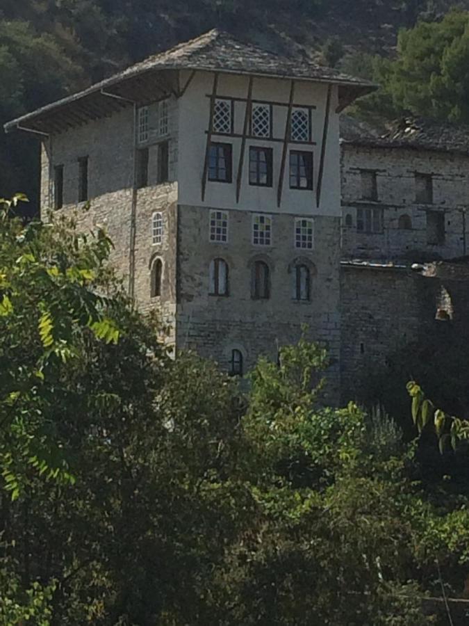 Konaku Guest House Gjirokastra Zewnętrze zdjęcie