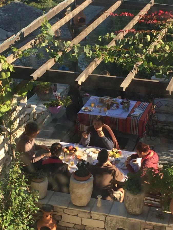 Konaku Guest House Gjirokastra Zewnętrze zdjęcie